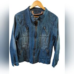 Blue Denim Jacket with Zipper Pockets